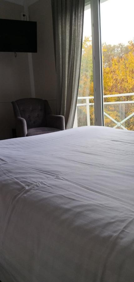 Hotel Le Rivage Olivet  Buitenkant foto