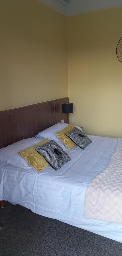 Hotel Le Rivage Olivet  Buitenkant foto