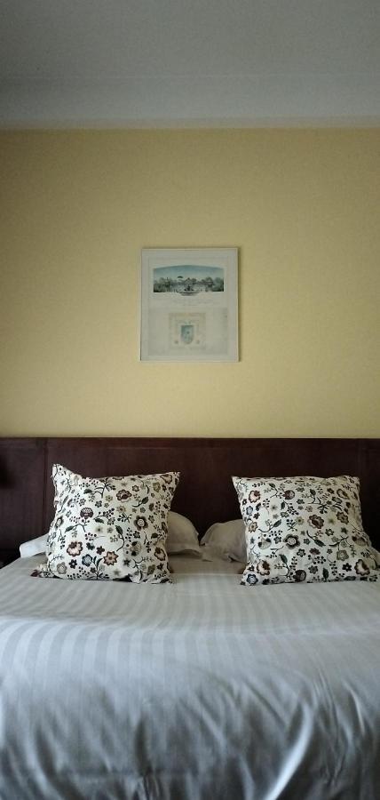 Hotel Le Rivage Olivet  Buitenkant foto
